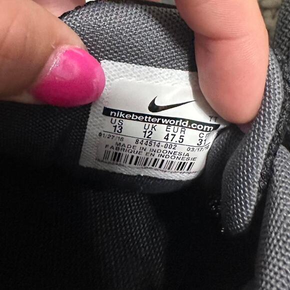 Nike grey/black running shoes - Picture 8 of 8